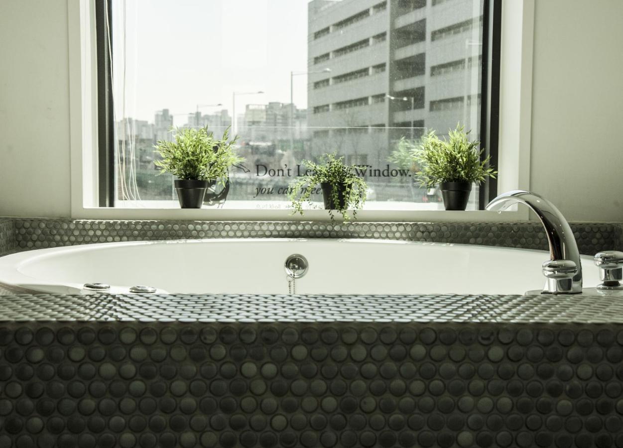 31Page Hotel Seoul Phòng bức ảnh